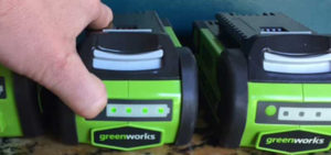 avis test essai tondeuse électrique gazon sans fil avec batterie GreenWorks G40LM35K2X
